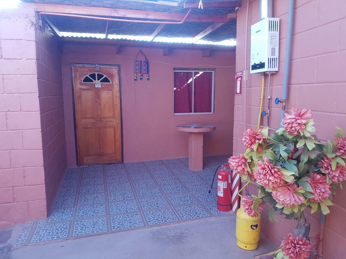 Hostal Tuyasto Сан-Педро-де-Атакама Экстерьер фото