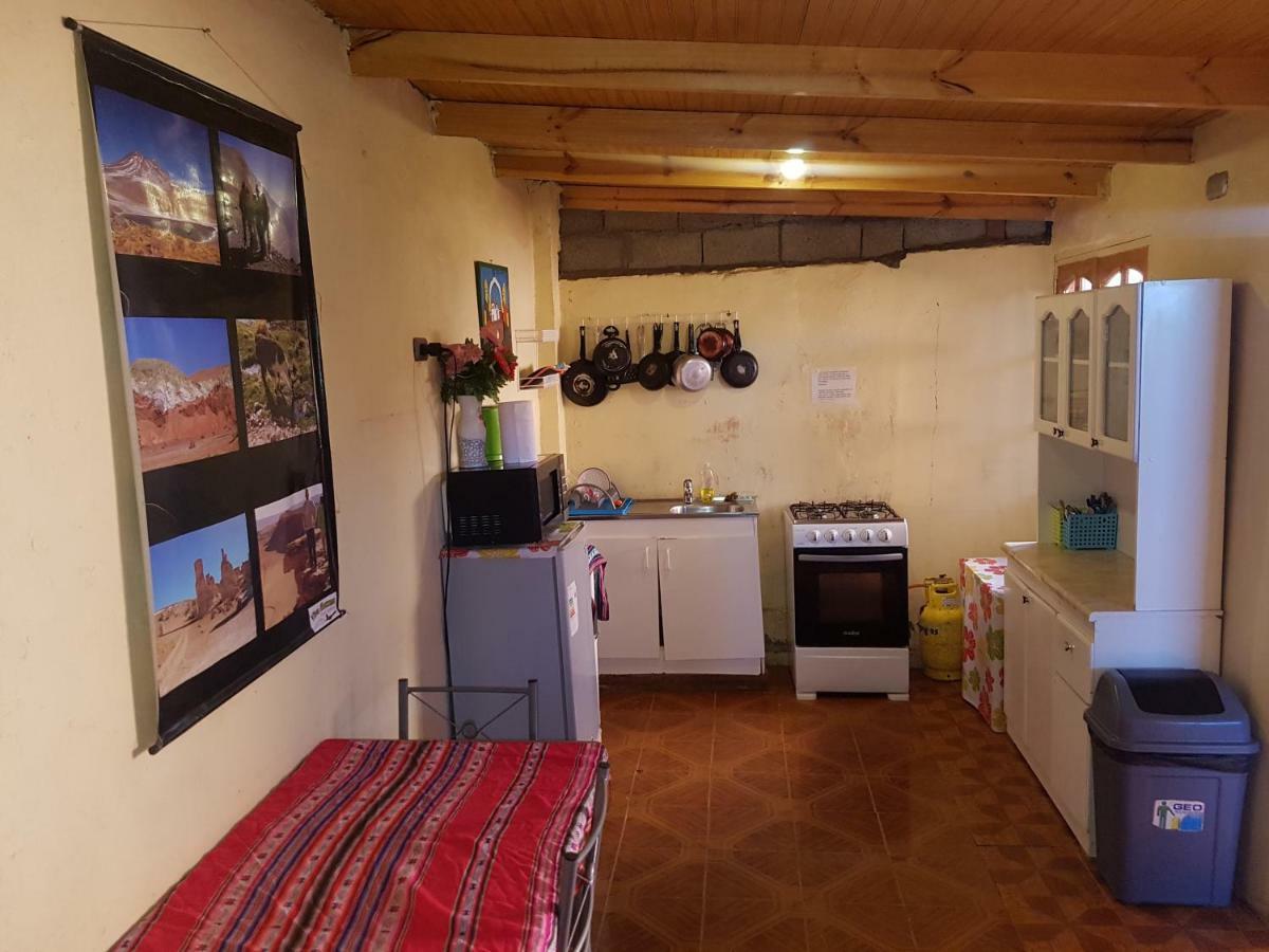 Hostal Tuyasto Сан-Педро-де-Атакама Экстерьер фото